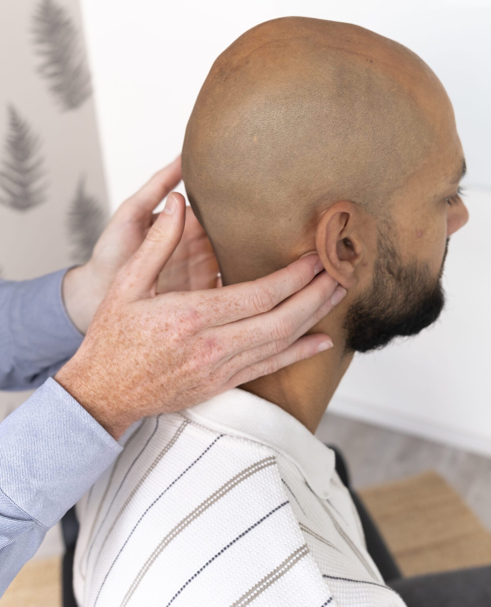 Do you want to get rid of your stiff neck?