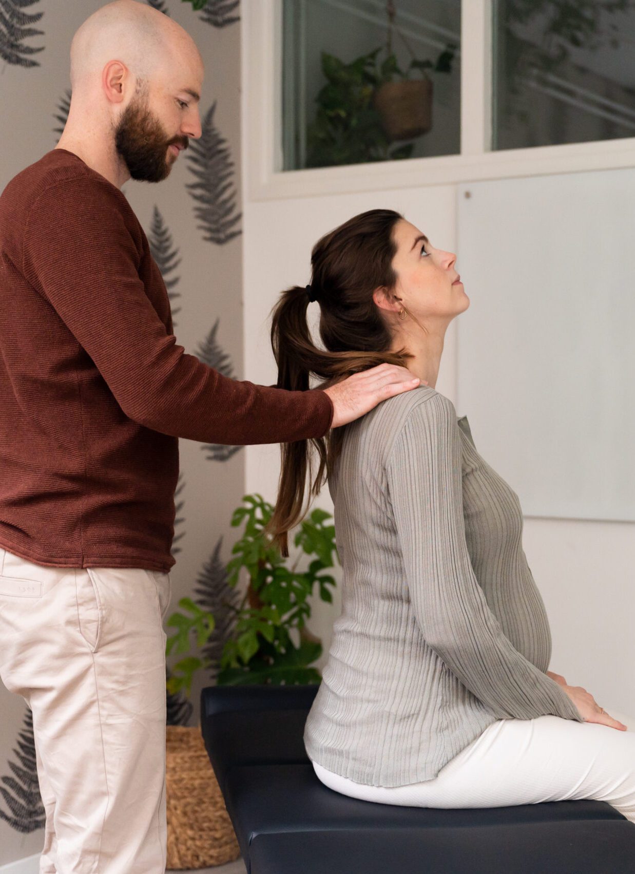Voordelen van een bezoek aan de chiropractor tijdens zwangerschap