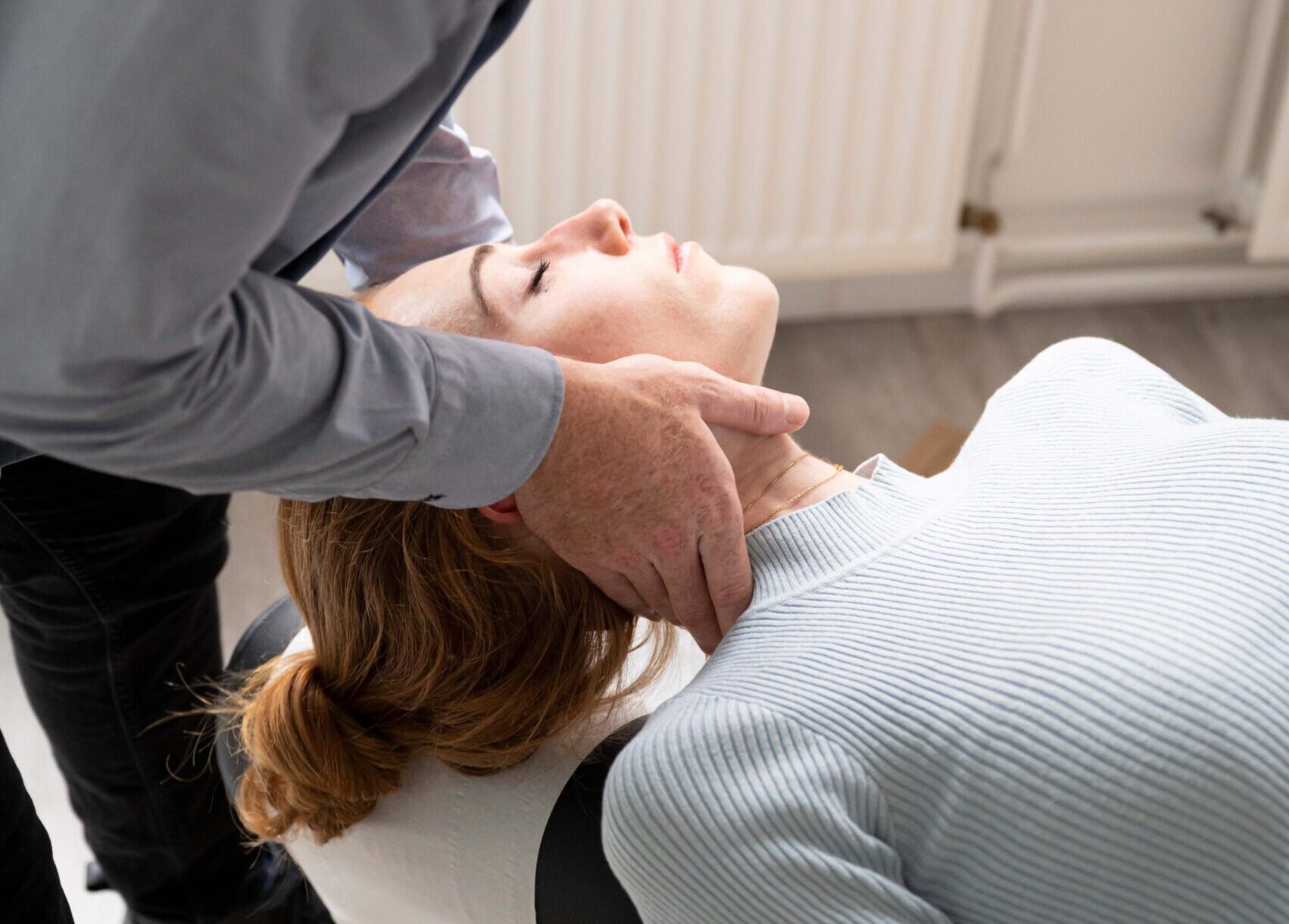 Chiropractor neck