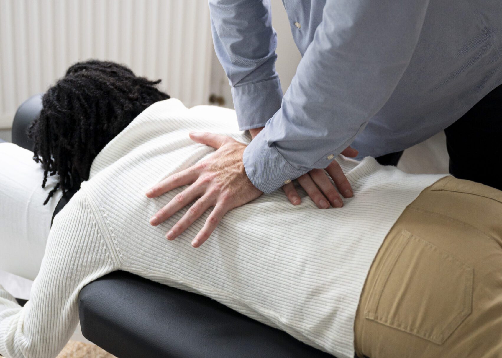 Chiropractor hernia