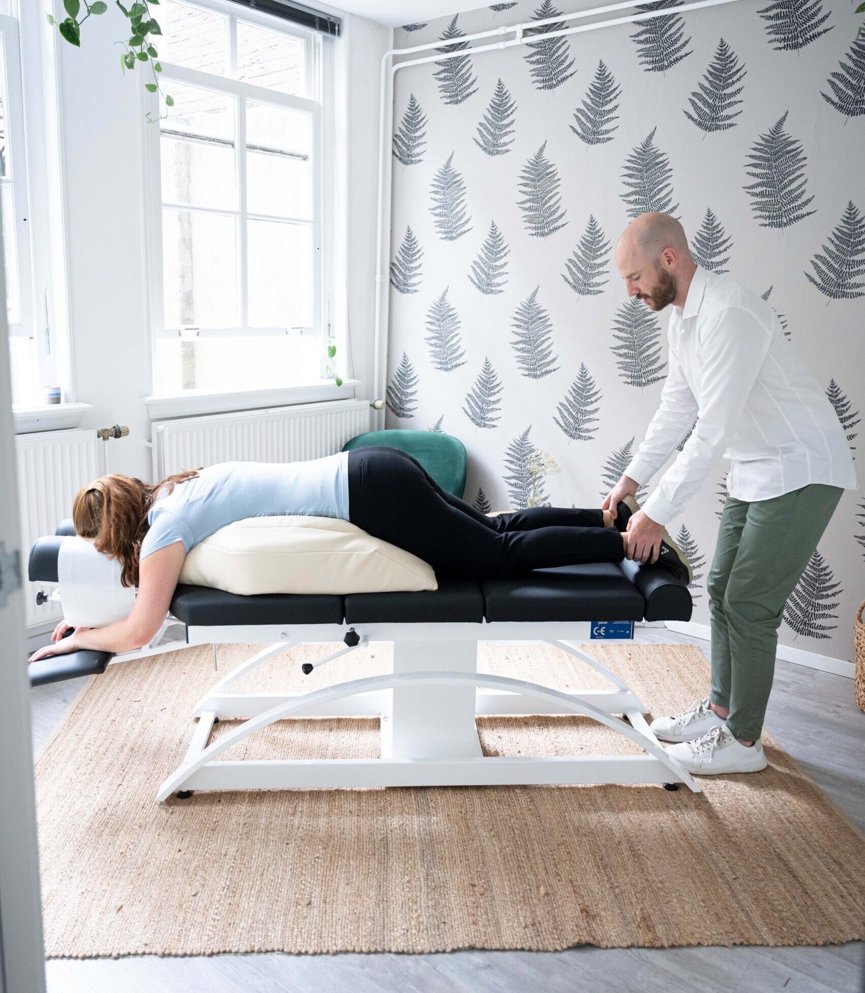 Pregnancy sciatica and chiropractic care