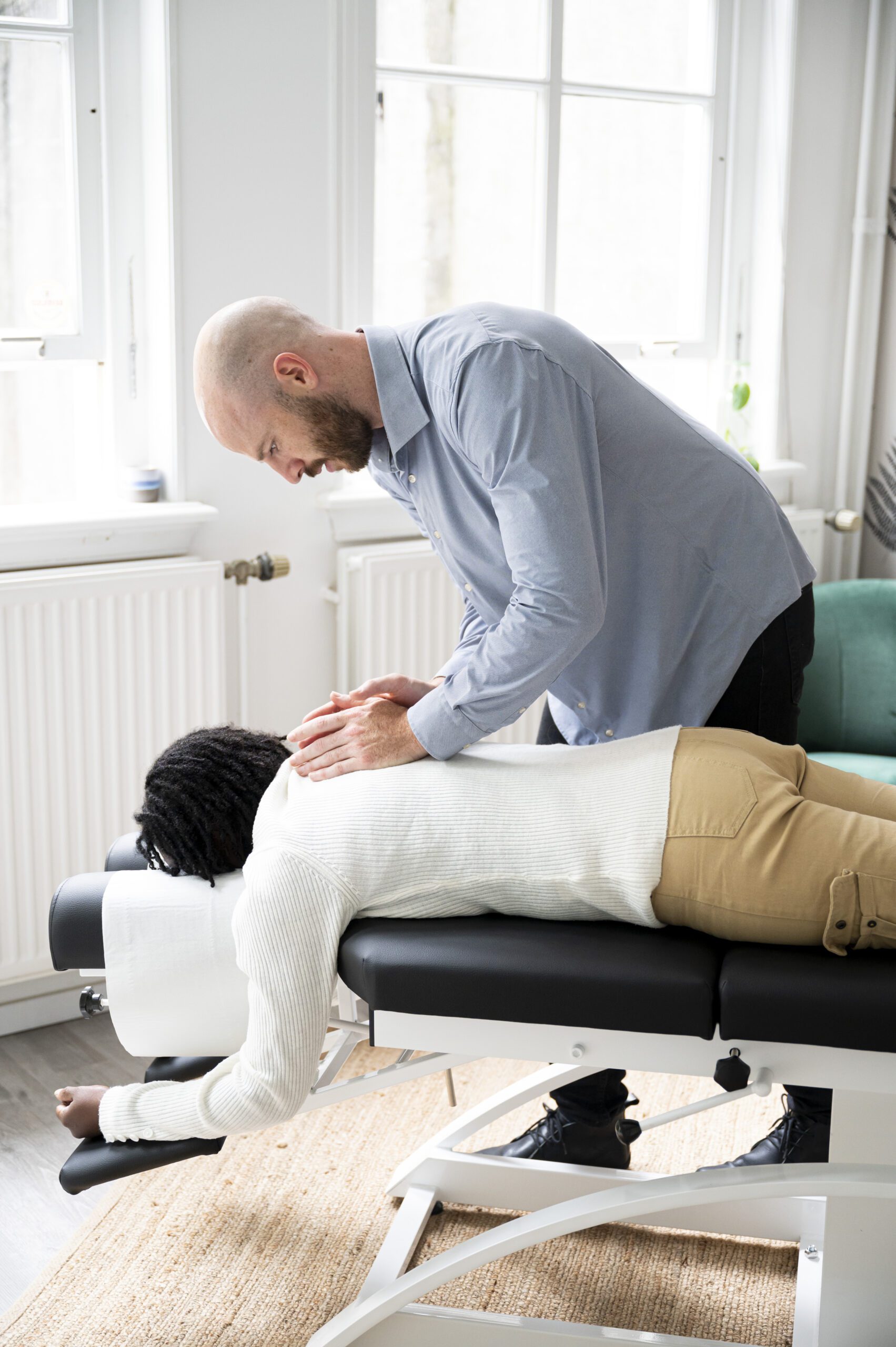 wat doet een chiropractor bij tintelende voeten
